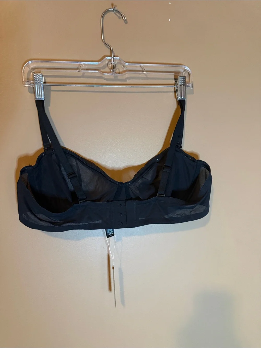 Skims Ultra Fine Mesh Strapless Bra - Picture 4 of 5